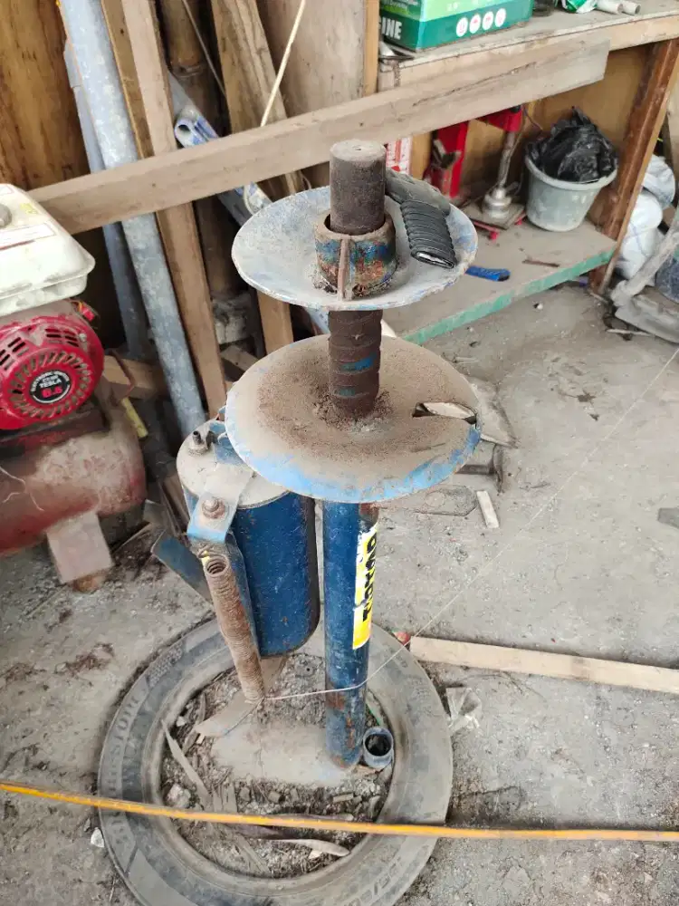 Kompresor Bekas tambal ban