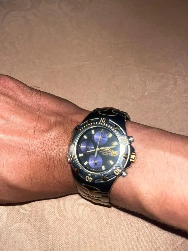 Seiko 7t62-0CR0 men's watch chronograph