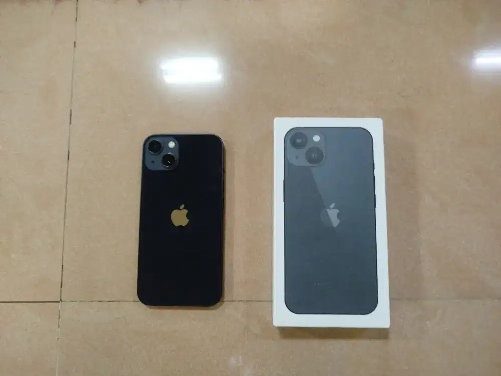 Iphone 13 128gb sangat istimewa baru