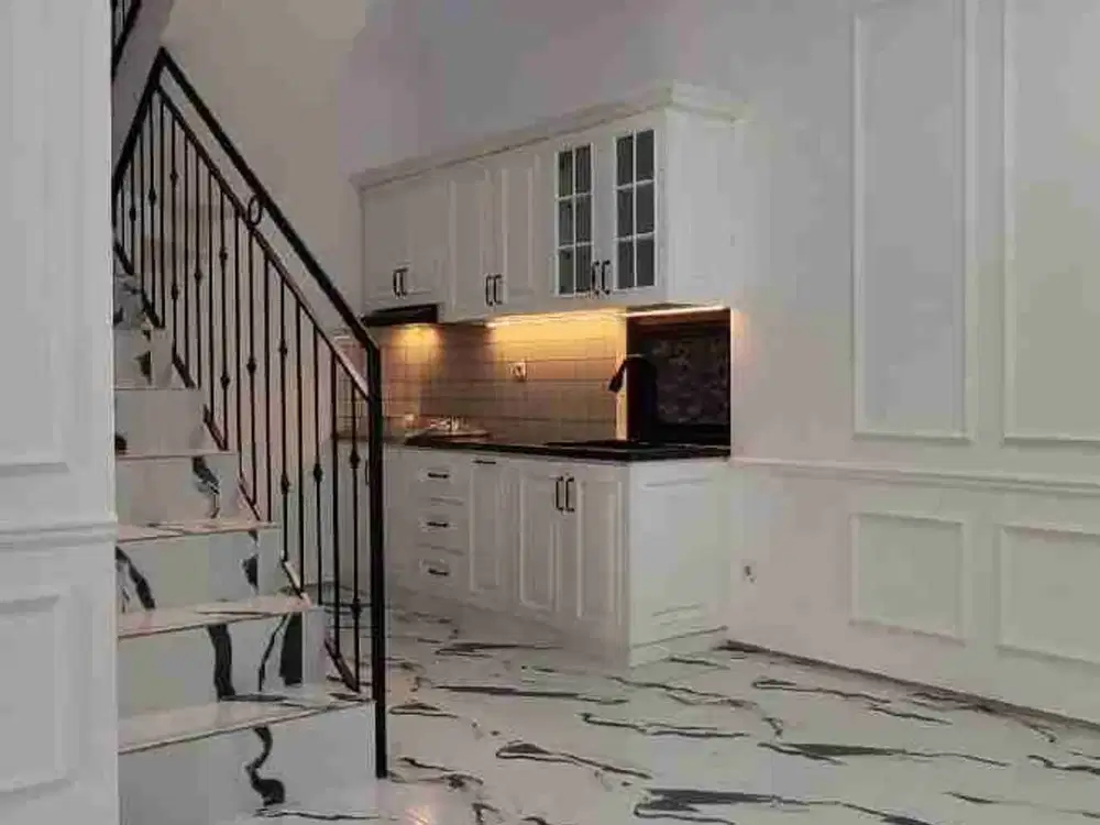 SURYALAYA TENGAH KOTA KWALITAS HOTEL HARGA 1.9M NEGO