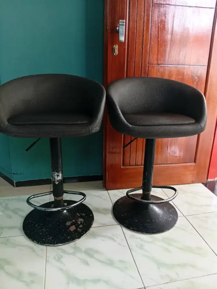 Kursi salon bekas busa empuk
