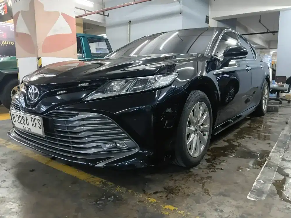 CAMRY V AT 2019 ( Record Auto 2000 )