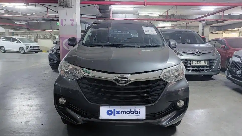 TDP 7,JT Daihatsu Xenia 1.3 R SPORTY Bensin-AT Abu 2017