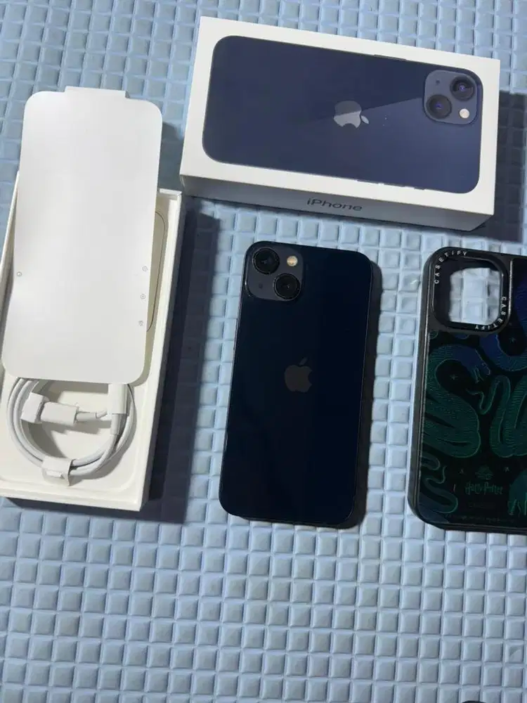 IPHONE 13 128GB iBox