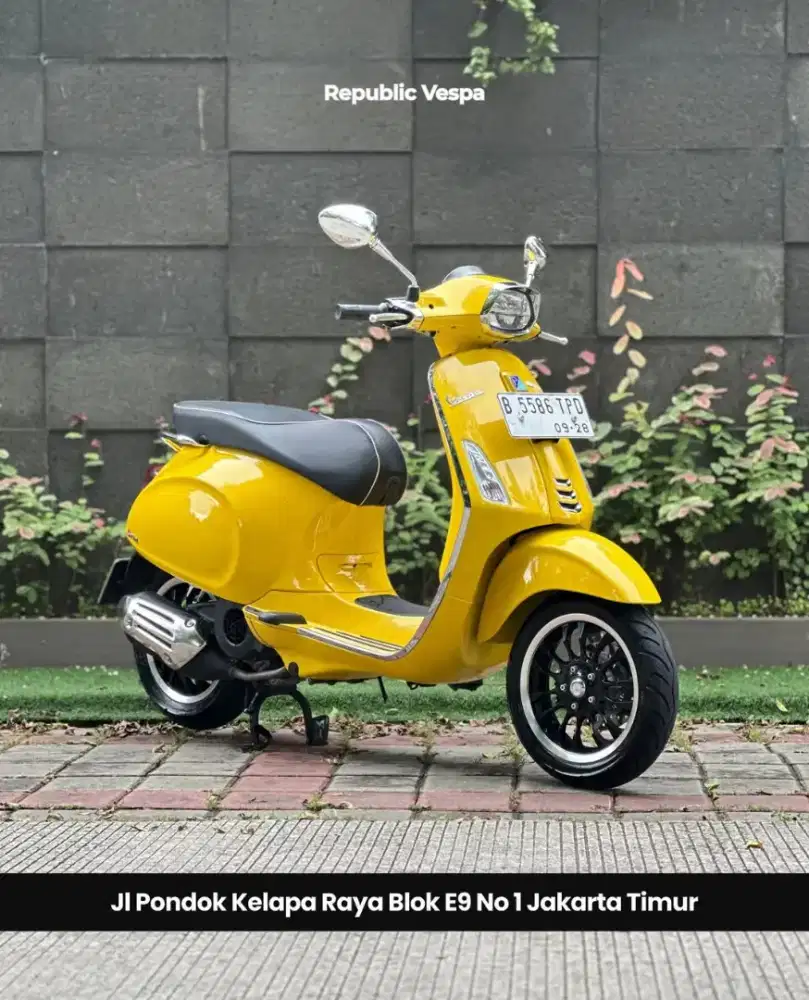 DIJUAL PIAGGIO VESPA SPRINT 150 IGET ABS LED TH 2023 PERFECT CONDITION