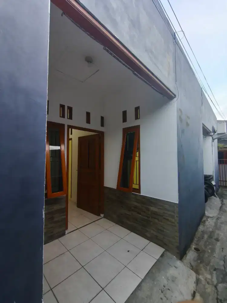 Disewakan/Dikontrakan Di condet dekat dengan jalan raya condet POMlama