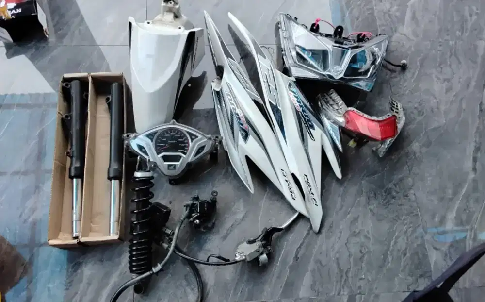 Body Vario KZR copotan, Full ori