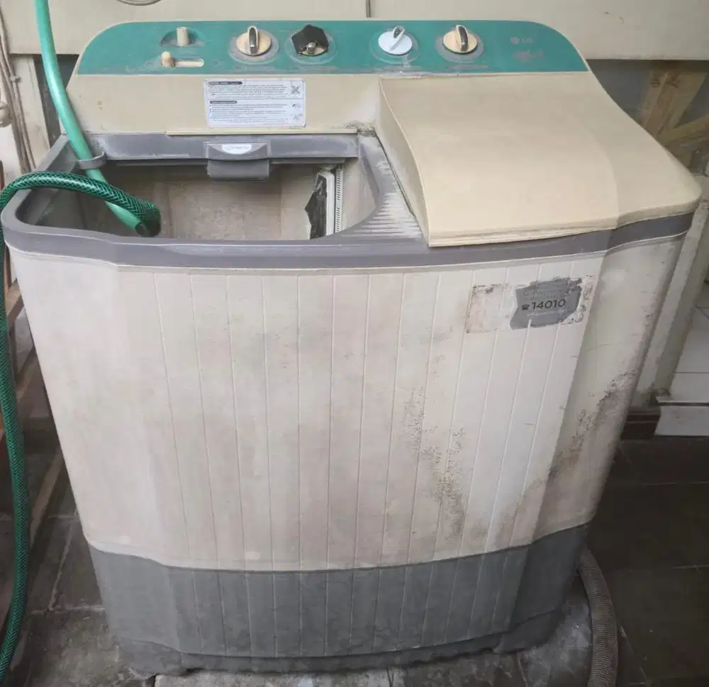 Mesin Cuci 2 Tabung LG Second