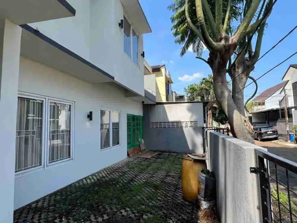 Dijual Rumah Bagus Siap Huni di Bintaro Sektor 9