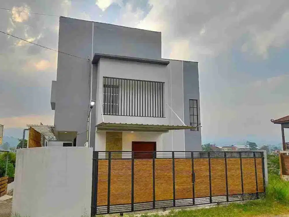 villa bagus harga murah plus kolam renang di kota batu