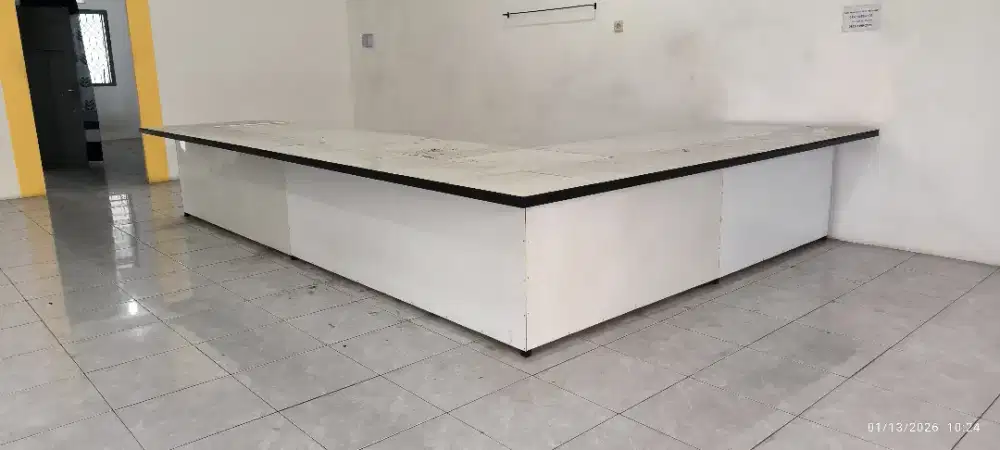 Meja warteg msh bagus, dipakai 2 bulan