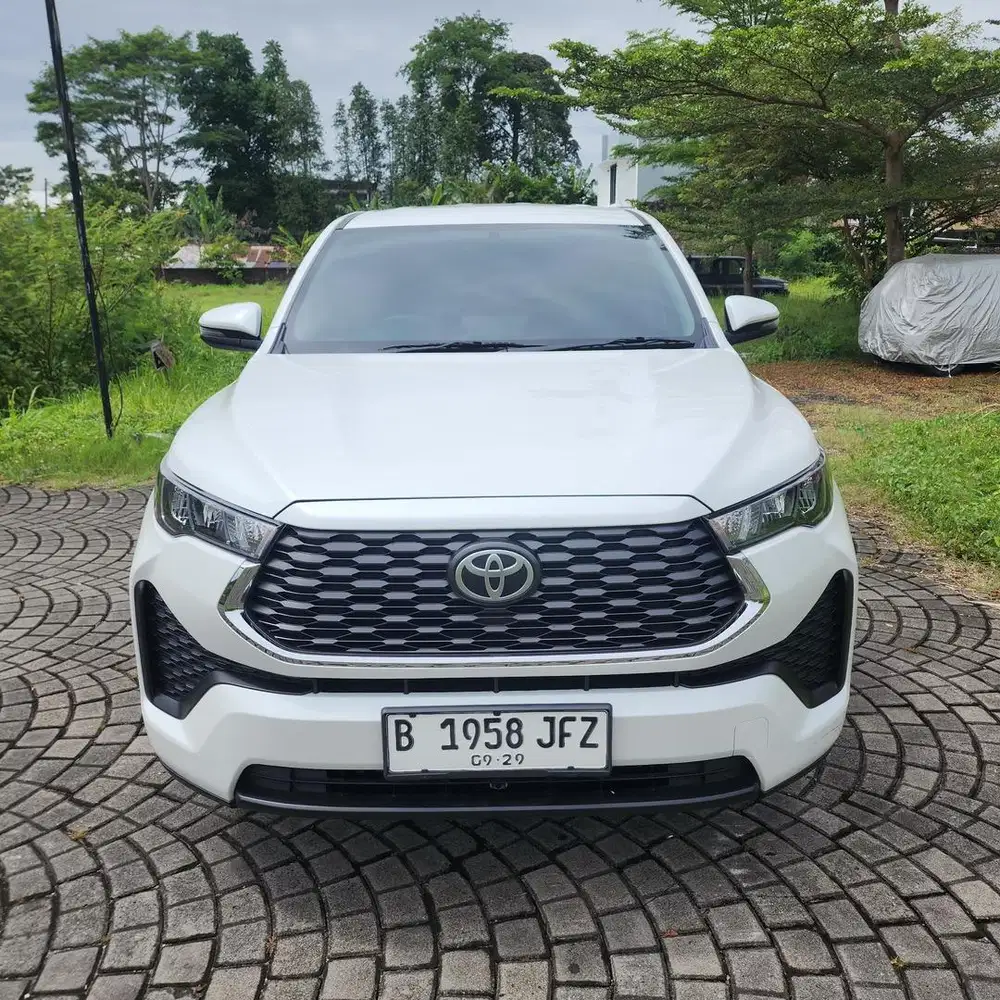 Innova Zenix 2024 Hybrid G