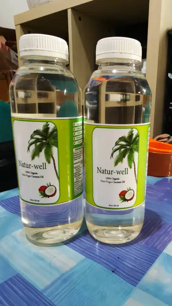 VCO / Virgin Coconut Oil / Minyak kelapa : stock lama