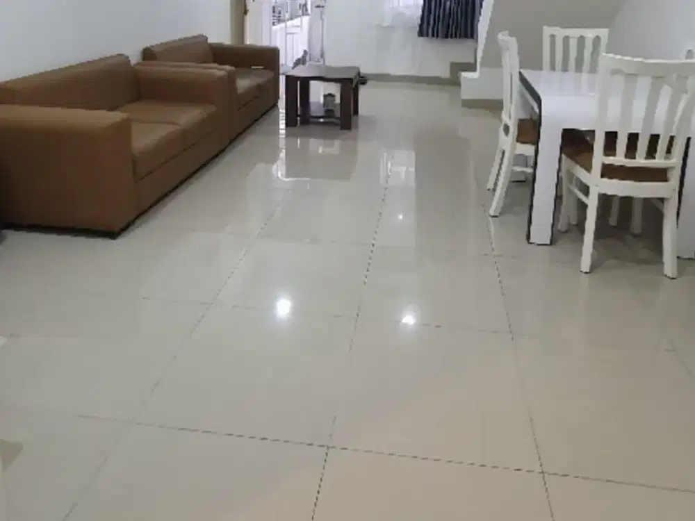 Dijual Rumah Layar Permai PIK, 4x12, 2KT, 2lantai, Full Furnished