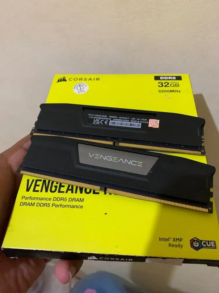 CORSAIR 32GB LIFETIME WARRANTY