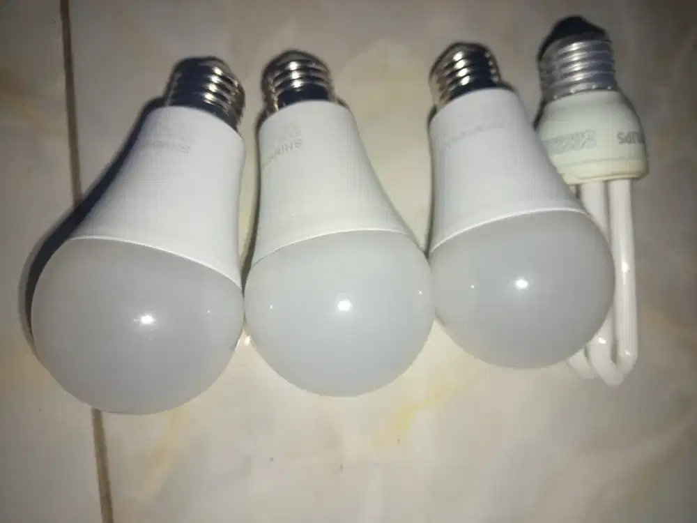 Lampu philips 19 watt