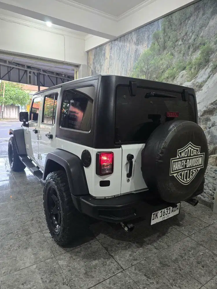 JEEP WRANGLER JK SPORT UNLIMITED TAHUN 2011 FACELIFT KM 61Rb SUPER