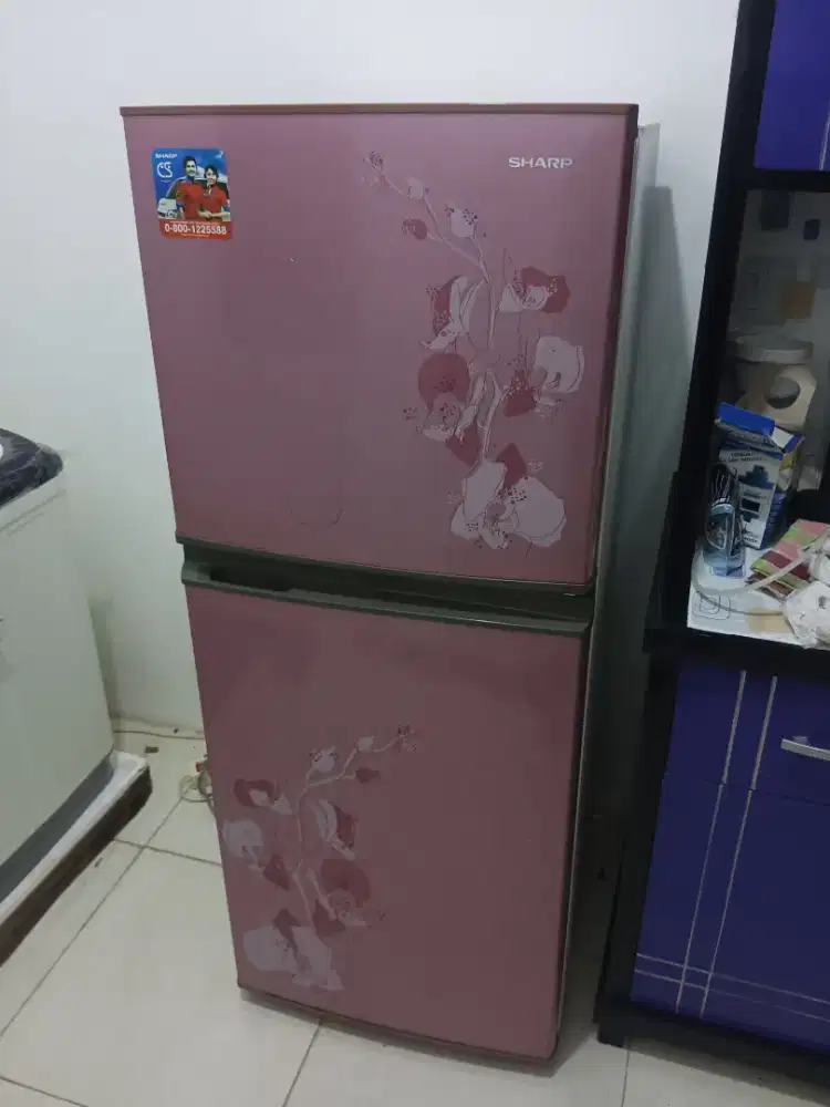 Kulkas Sharp 2 pintu negotiable
