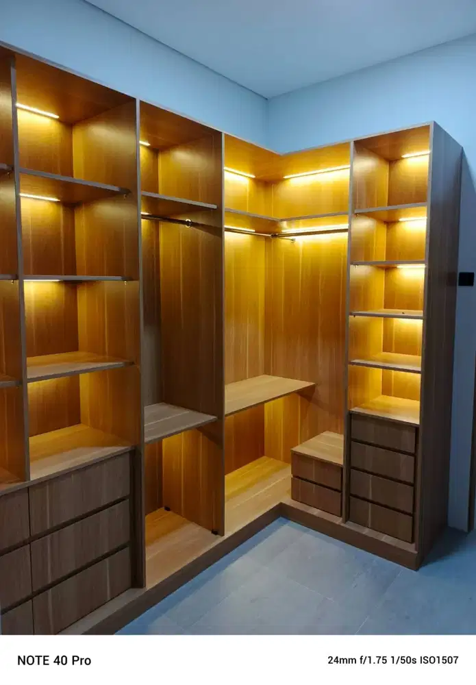 Lemari / Wardrobe cutom