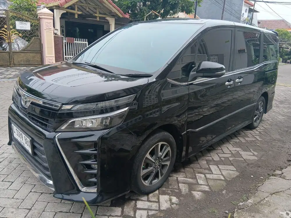 DP 5 JT # VOXY 2.0 AT 2020 # KM 10 RB/TH