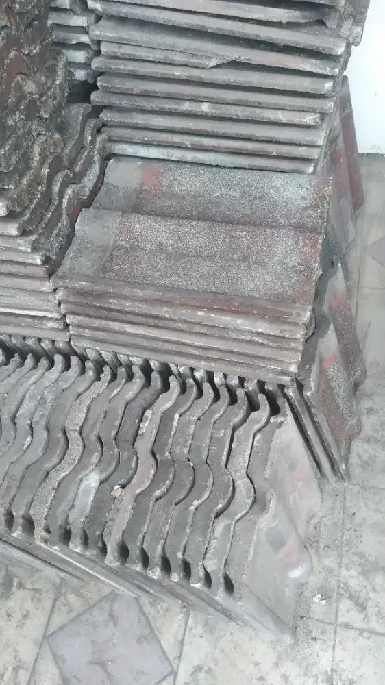 Jual genteng beton bekas,di jual bijian atau borongan
