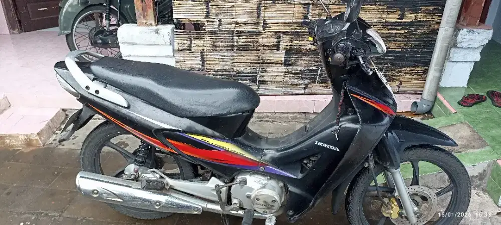 Sepeda motor 125