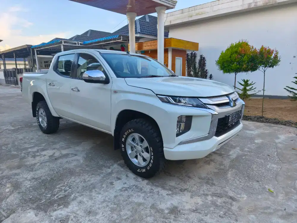 Mitsubishi Triton GLS DC 4x4 Diesel Manual Tahun 2022