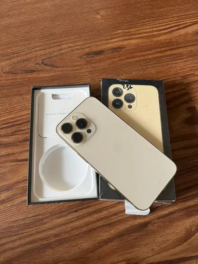 Iphone 13 pro 256gb ibox like new
