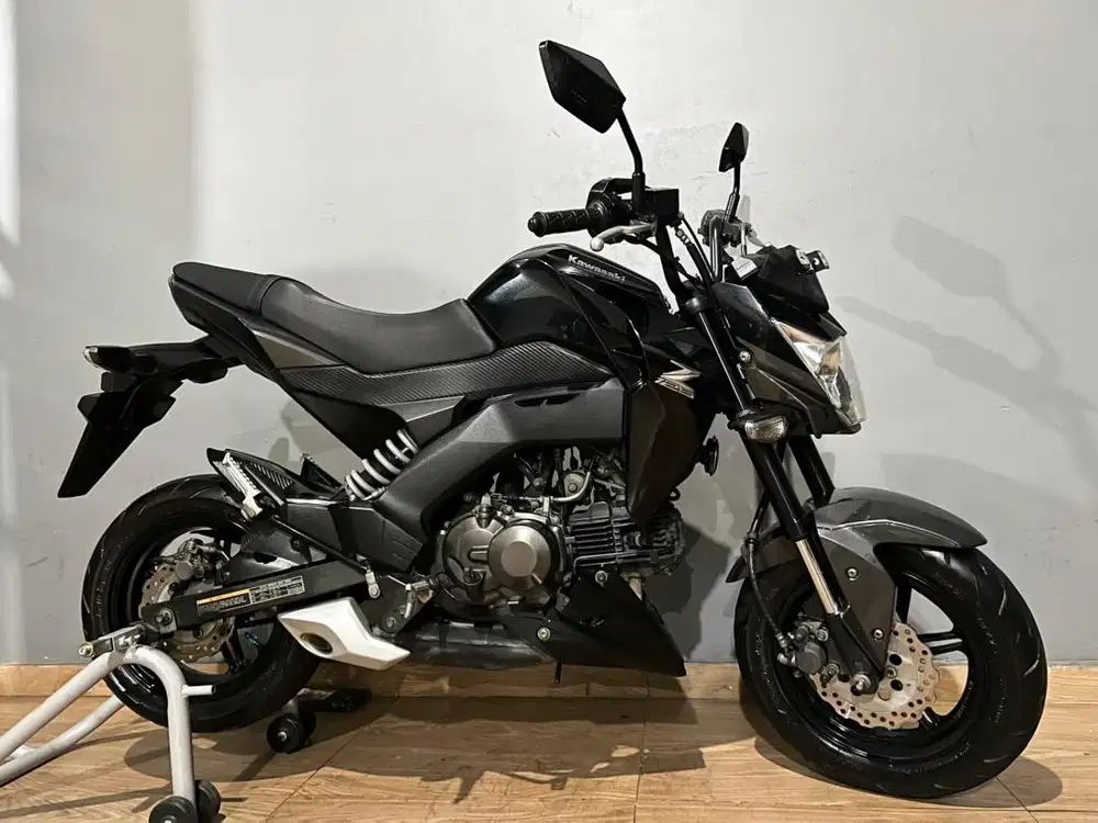 KAWASAKI Z125 SE PRO Z 125 SUPER LIKE NEW