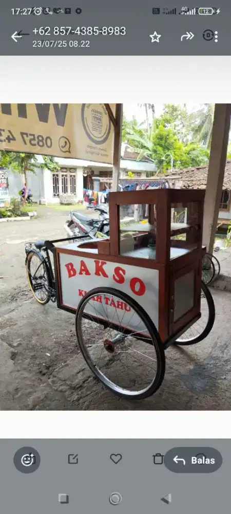Jual bakso keliling