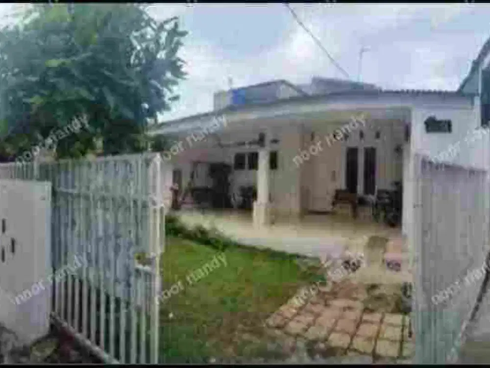 DI JUAL RUMAH SECONDARY MURAH LUAS MANIS MINIMALIS AKSES MOBIL DI LUBANG BUAYA JAKTIM