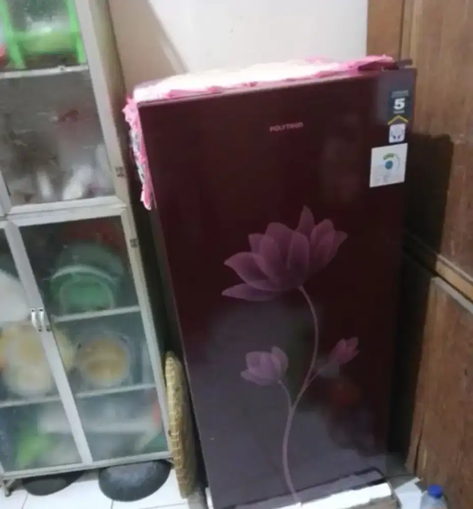 Dijual kulkas Polytron 1 pintu second