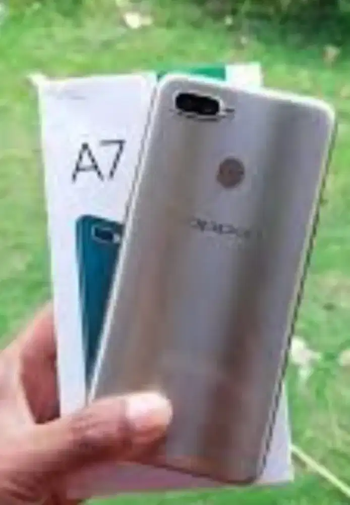 .udah hp oppo A7 4/64 lkp, bs TT