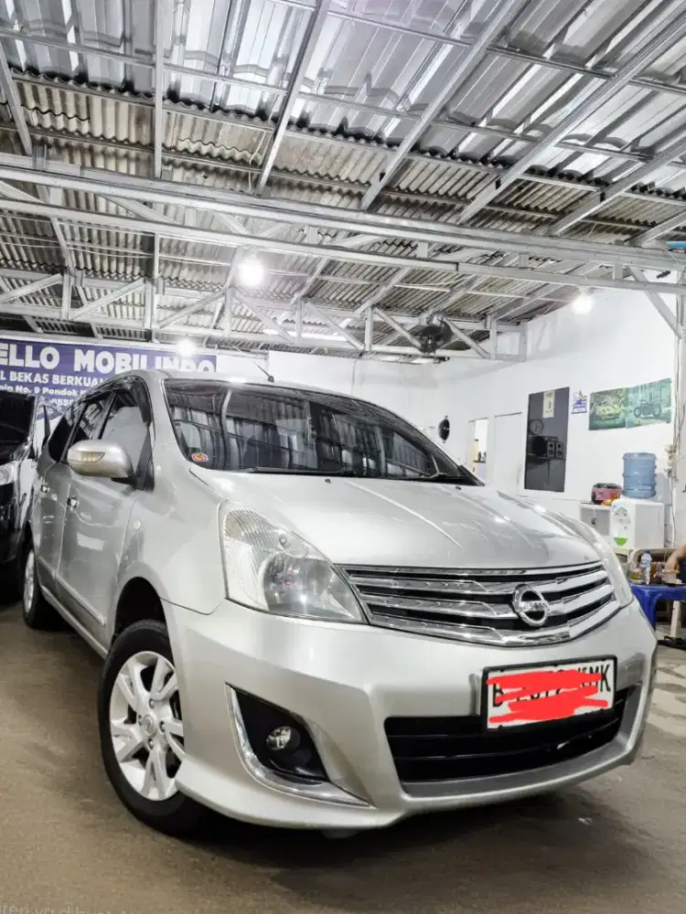 Grand Livina Ultimated a/t 2013 Dp 3 jt