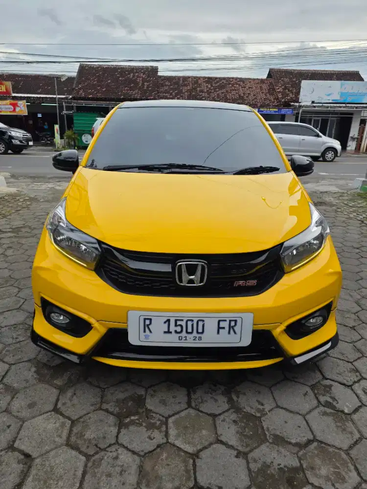 Brio rs urbanite matic tahun 2023