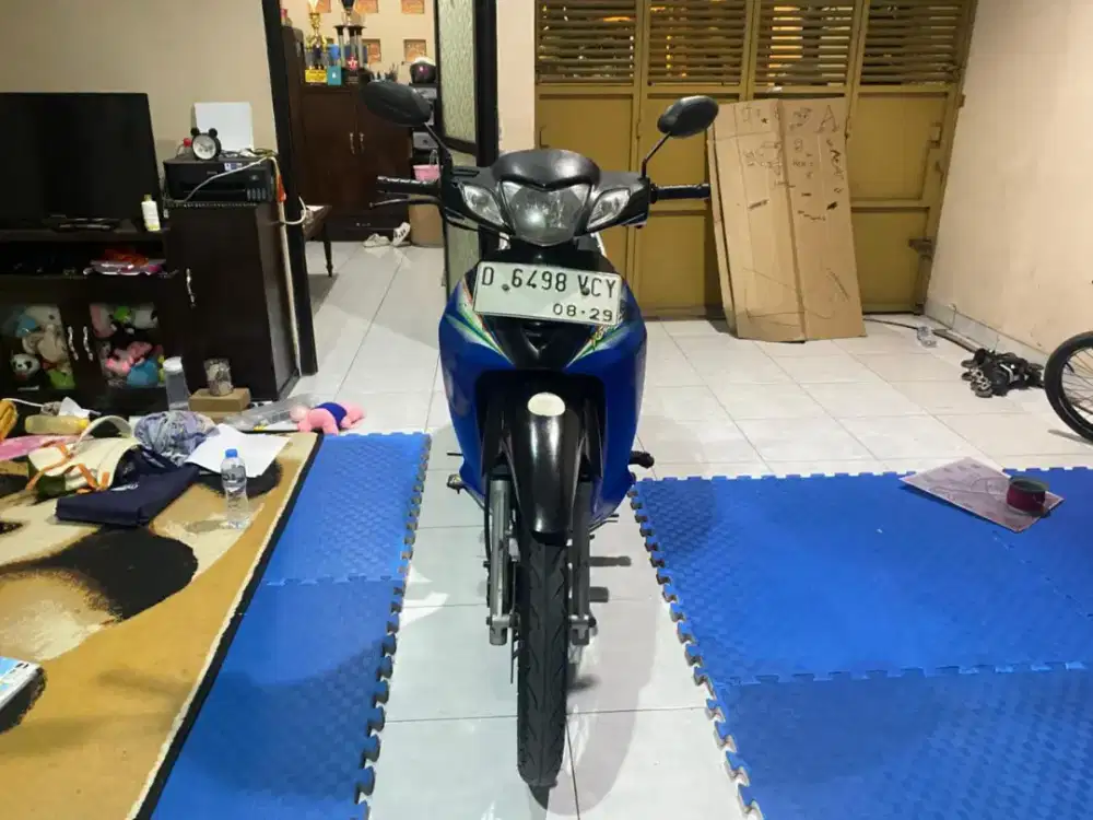 DIJUAL MOTOR KHARISMA