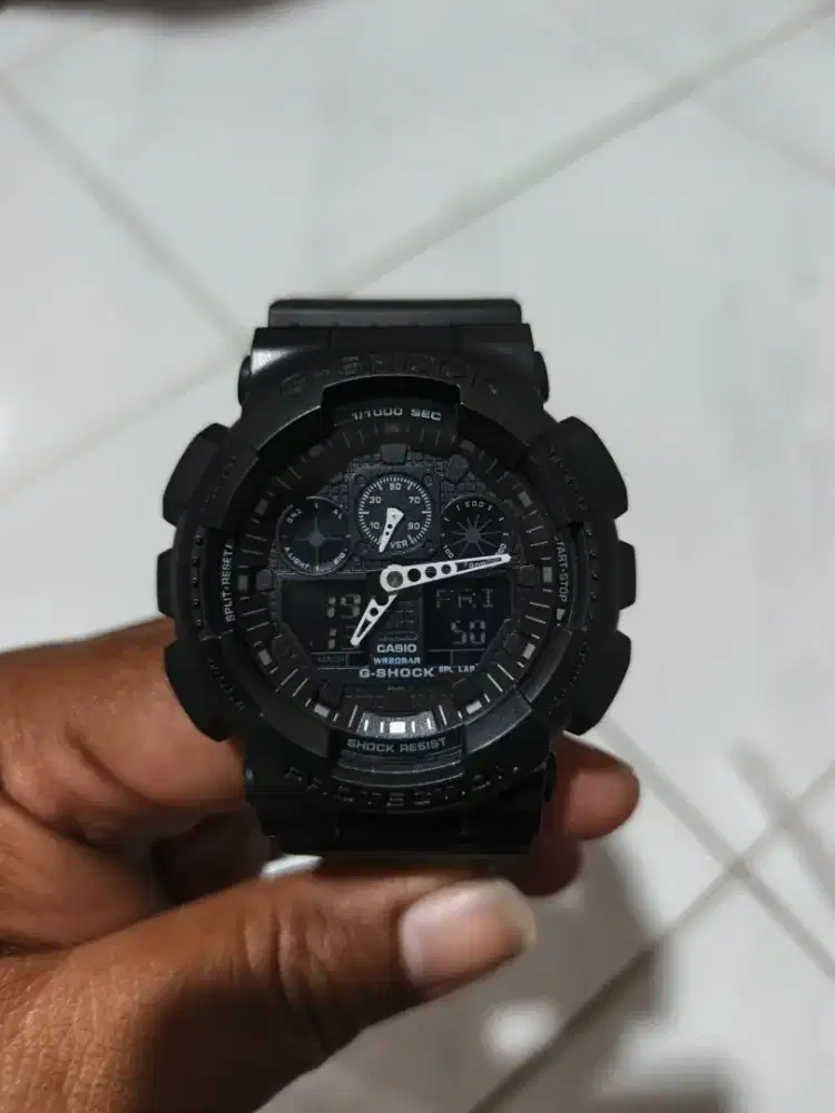 Jam tangan G-Shock type ga 100