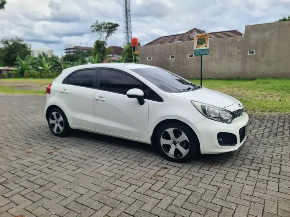 DP10JT// KIA RIO AT