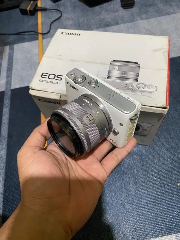 Kamera mirorles canon M10 fullset box