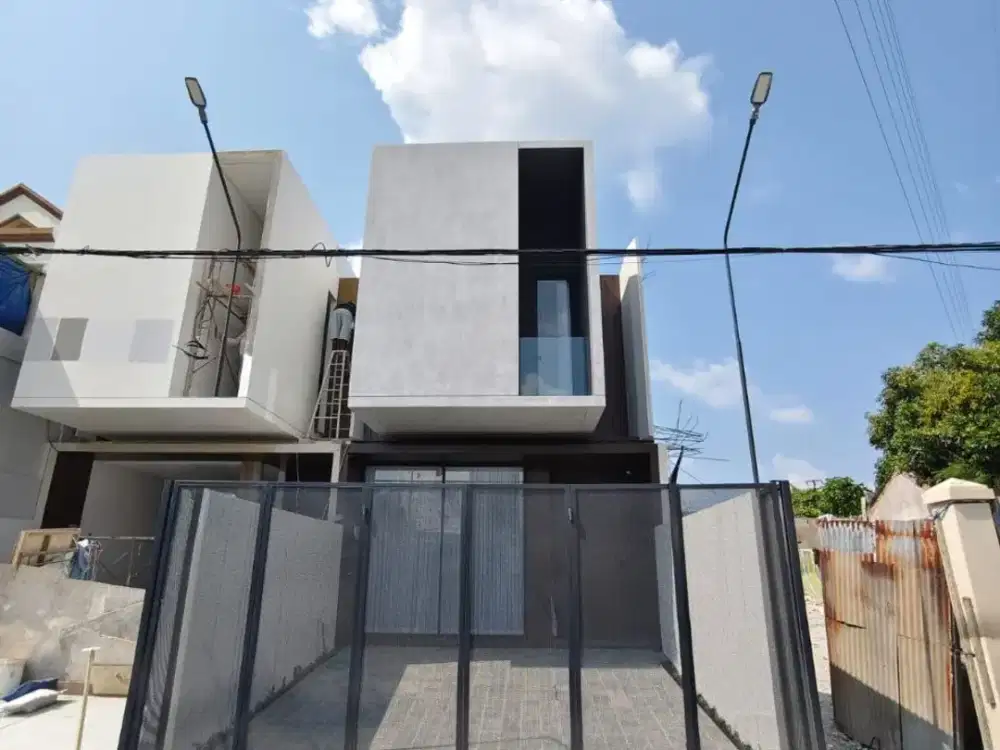 READY 2 UNIT, Rumah Baru Gress Kontemporer Area Dharmahusada