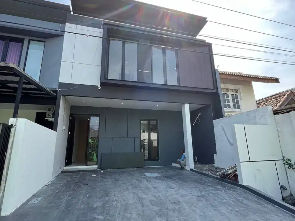 RUMAH MINIMALIS BARU GRESS SEMI FURNISHED 2 LANTAI BABATAN PANTAI