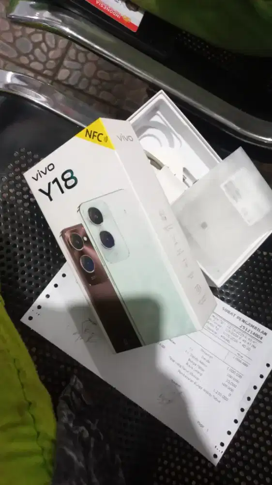 Jual aja ini lagi bu hp vivo y18 asli mulussss
