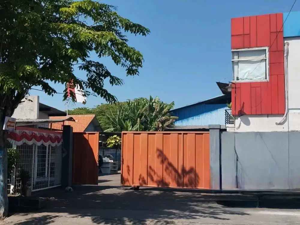 Gudang Dekat Raya Lingkar Timur