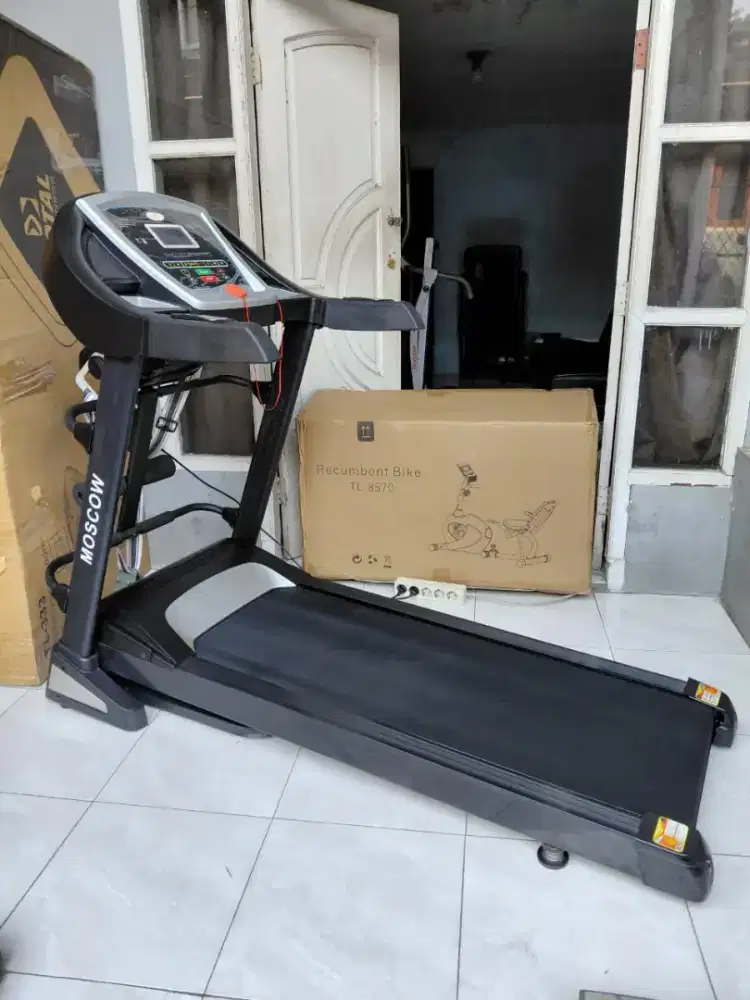 Treadmill Elektrik Moscow Irebon Second 90% Mullu