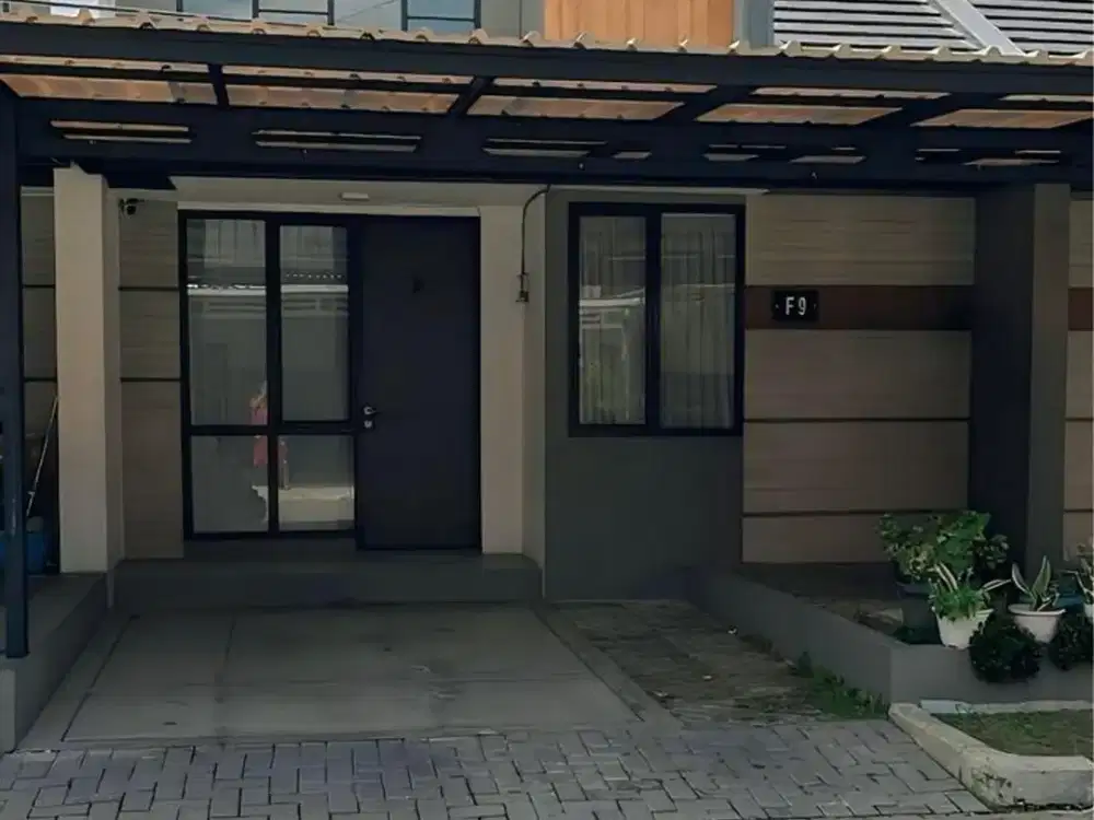 Rumah 8 Menit ke Living World Grand Wisata Bekasi Hadap Utara J-22049