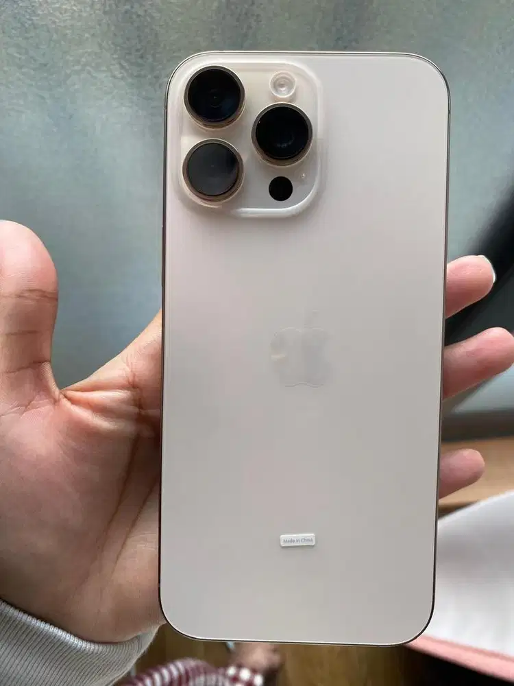 Dijual iphone 16promax dessert 256