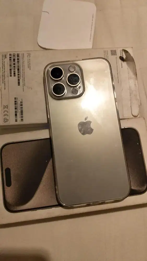 Iphone 15promax 512gb (simlocked)