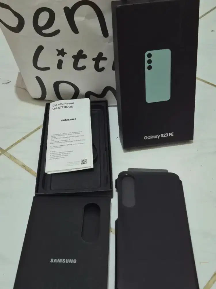 Samsung S23 FE Ram 8GB, SSD 256 GB