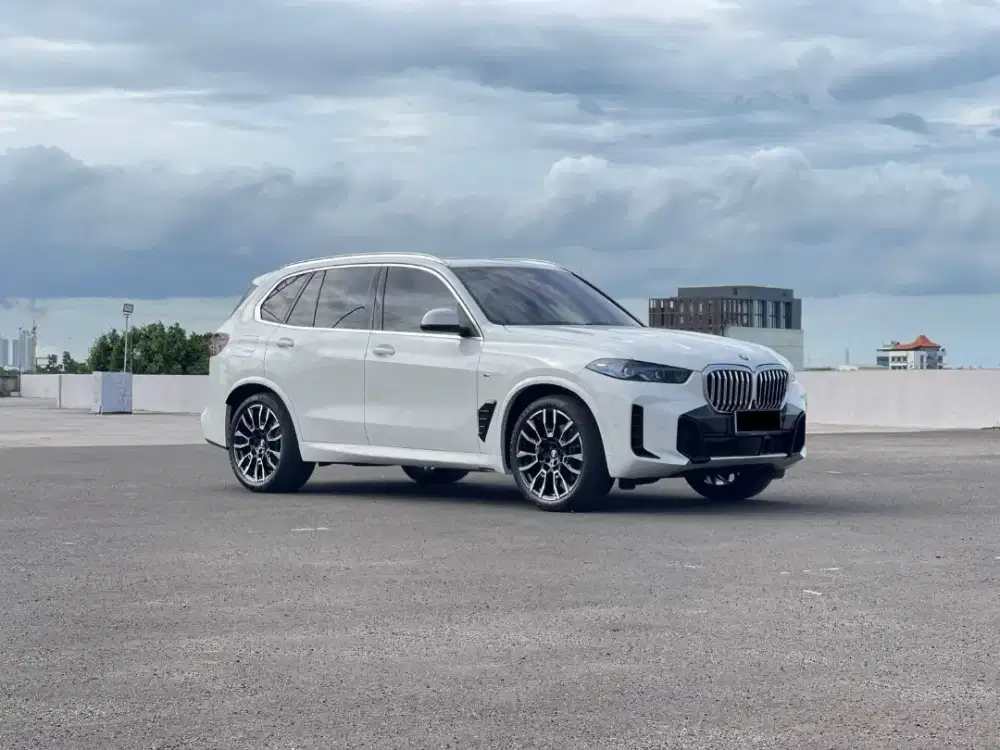 BMW X5 3.0 xDrive 2024 40i M Sport facelift White KM 15rb Like New