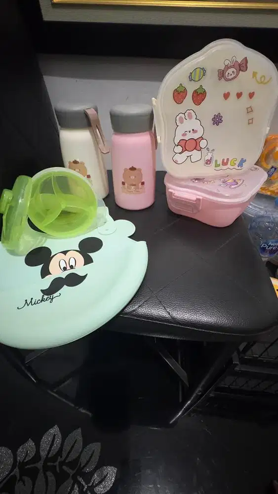 Tempat makan minum diy